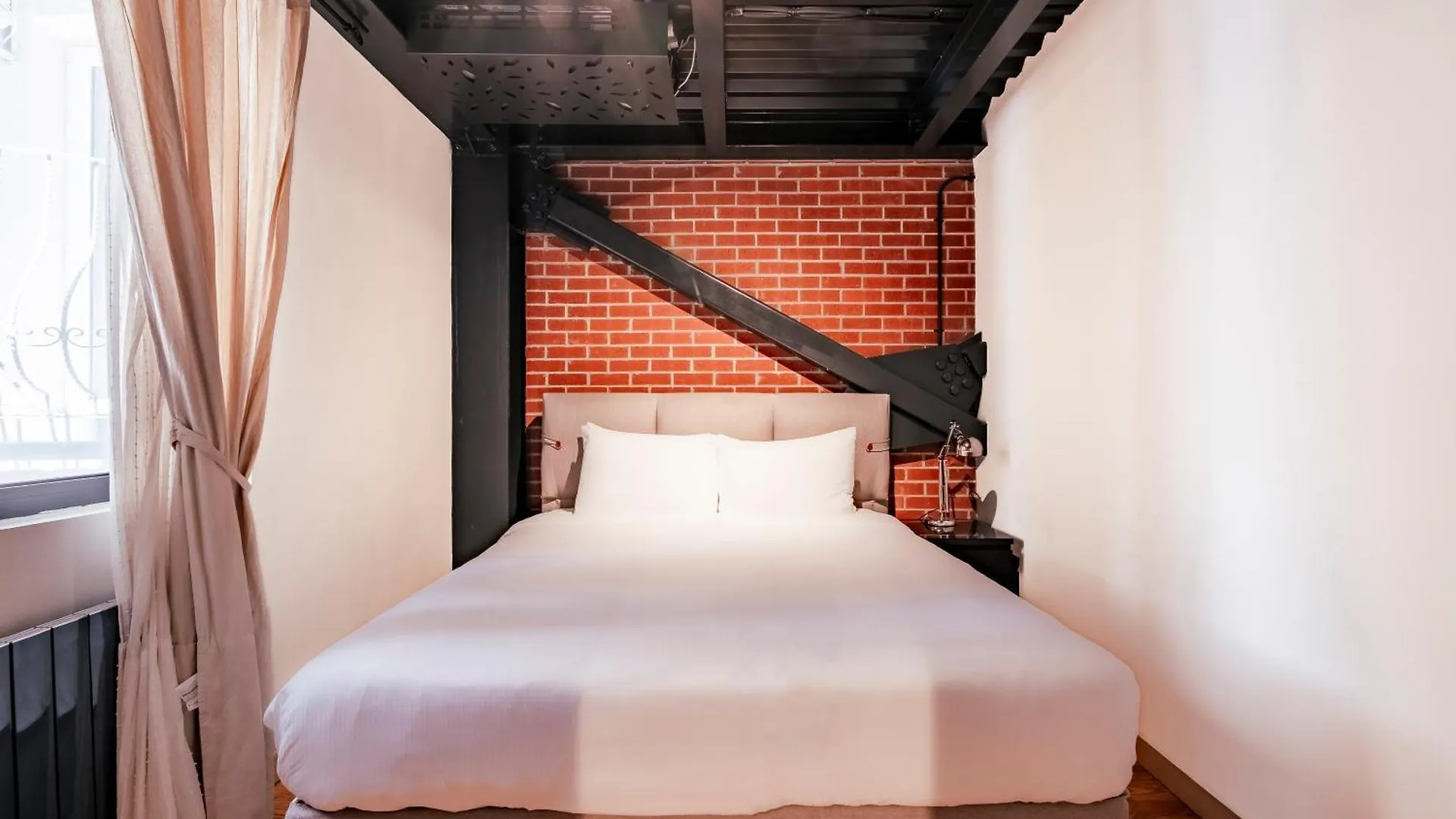 Homie Suites - 