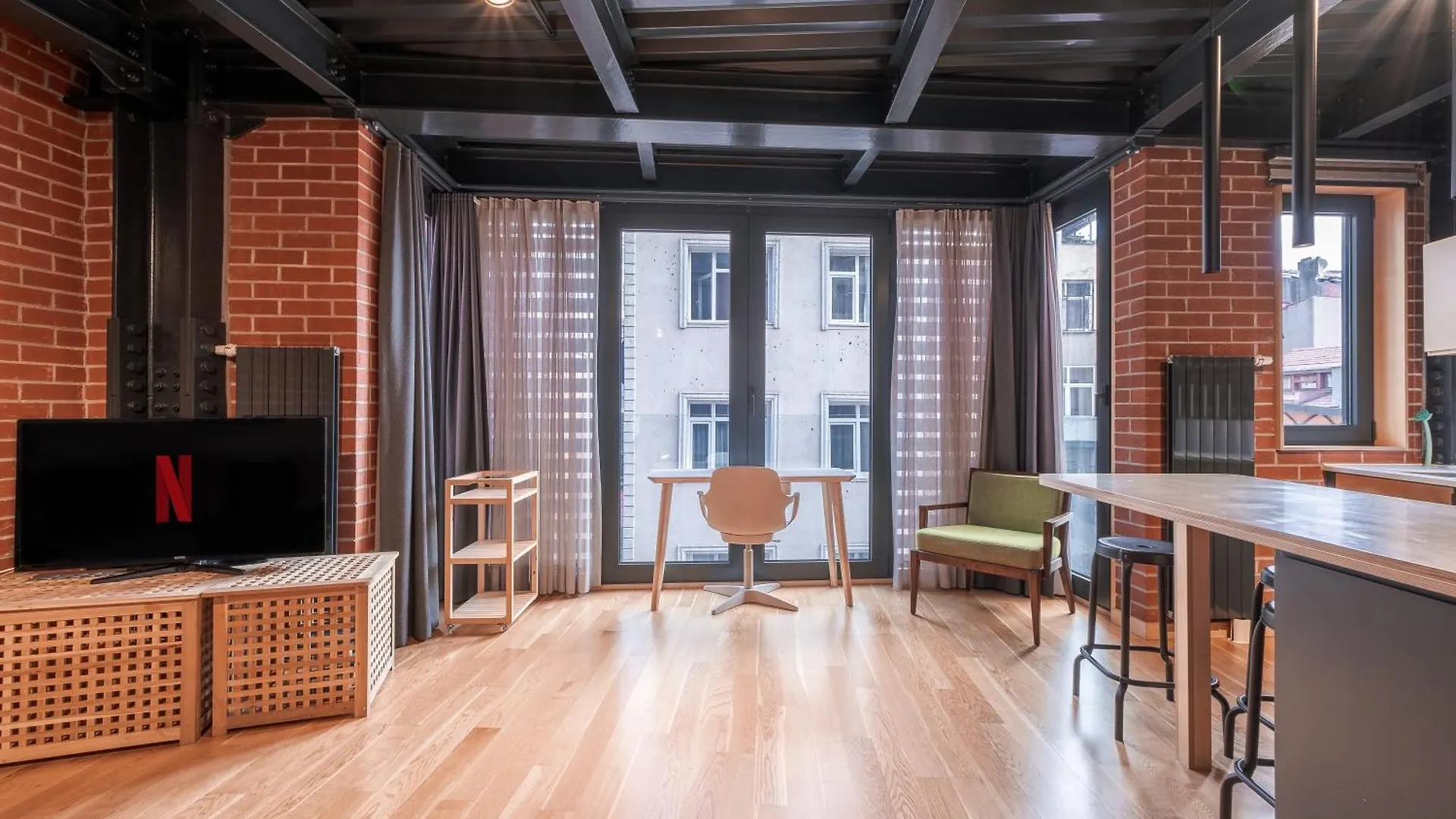 Homie Suites - 