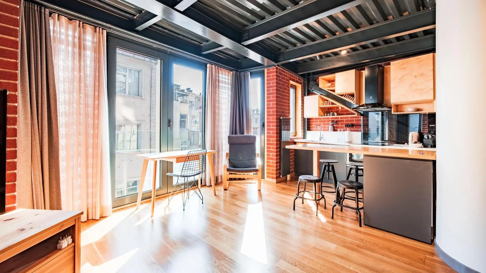 Апартаменты Homie Suites - 