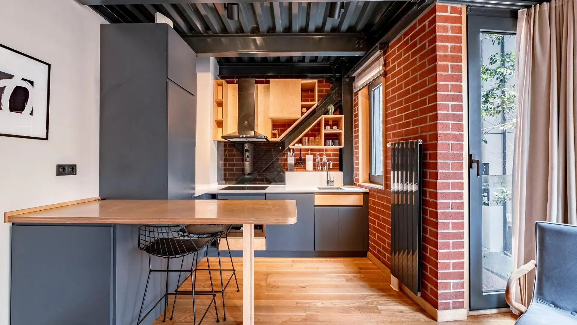 Homie Suites - 