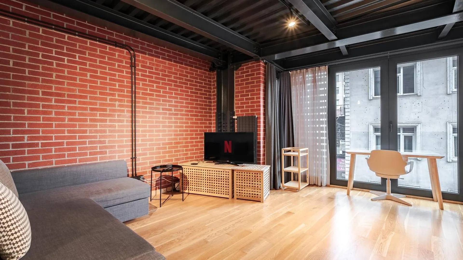 Homie Suites - 